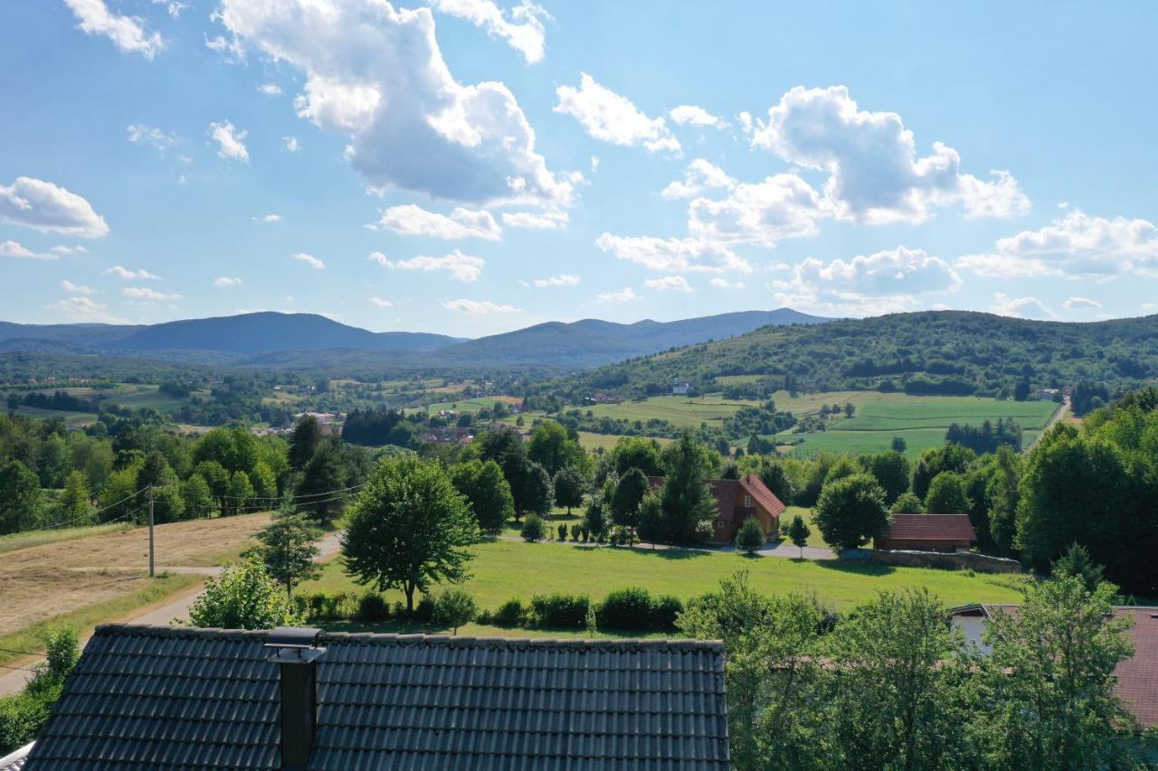 Holiday Home Ostrun Раковица Екстер'єр фото