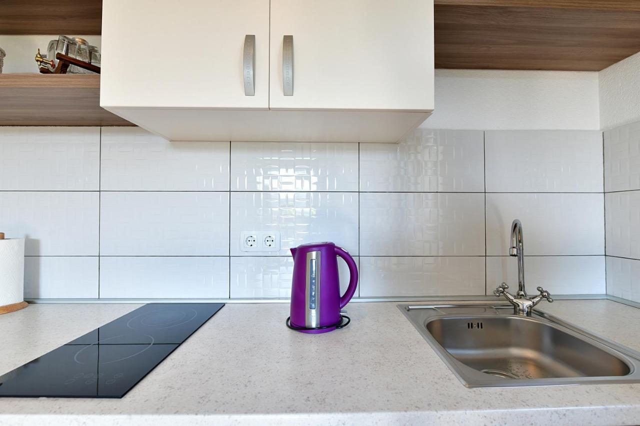 Holiday Home Ostrun Раковица Екстер'єр фото
