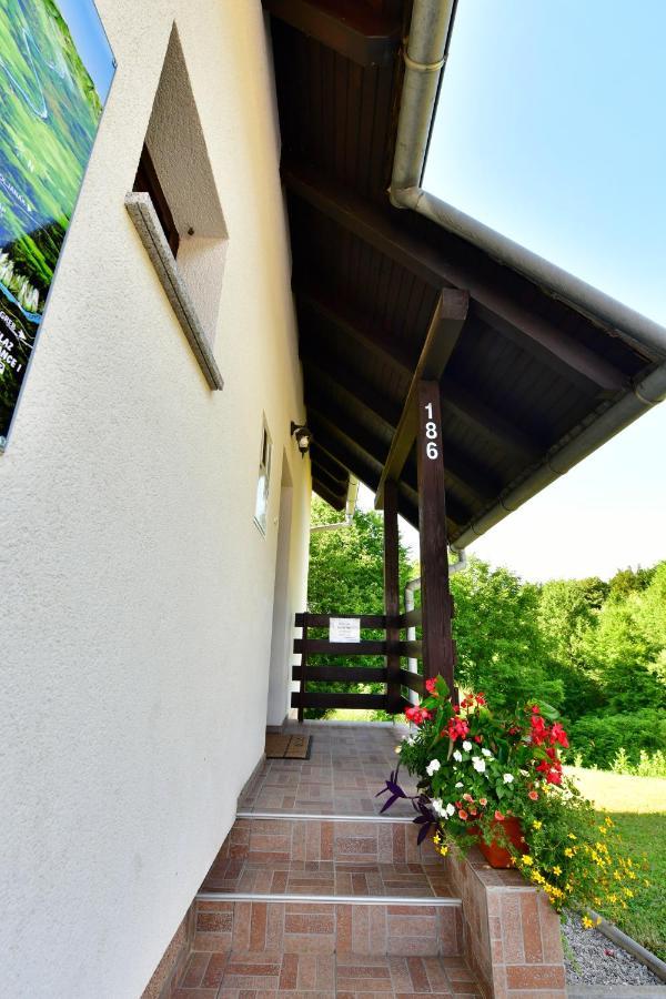Holiday Home Ostrun Раковица Екстер'єр фото