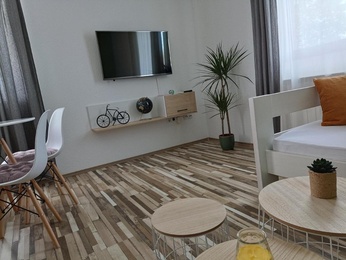 Holiday Home Ostrun Раковица Екстер'єр фото